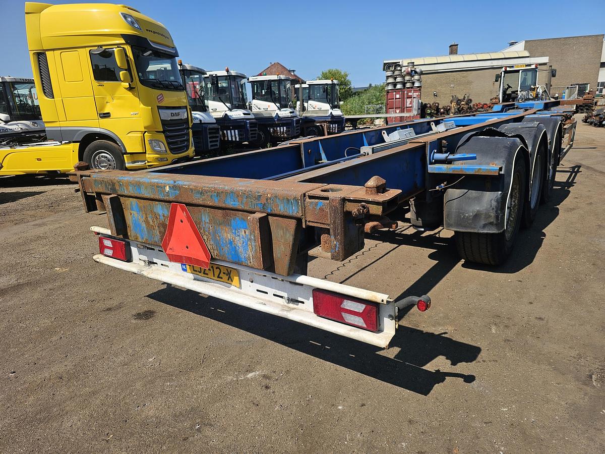Gebruikt 2001 HRD NT CON.40 foot extendible chassis 2 x 20 foot / landbouw kenteken / geen apk nodig.