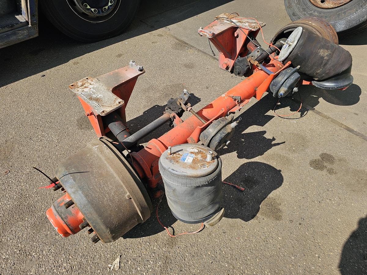 Gebruikt 2005 SMB TRAILER AXLE SINGLE TIRES DRUM.