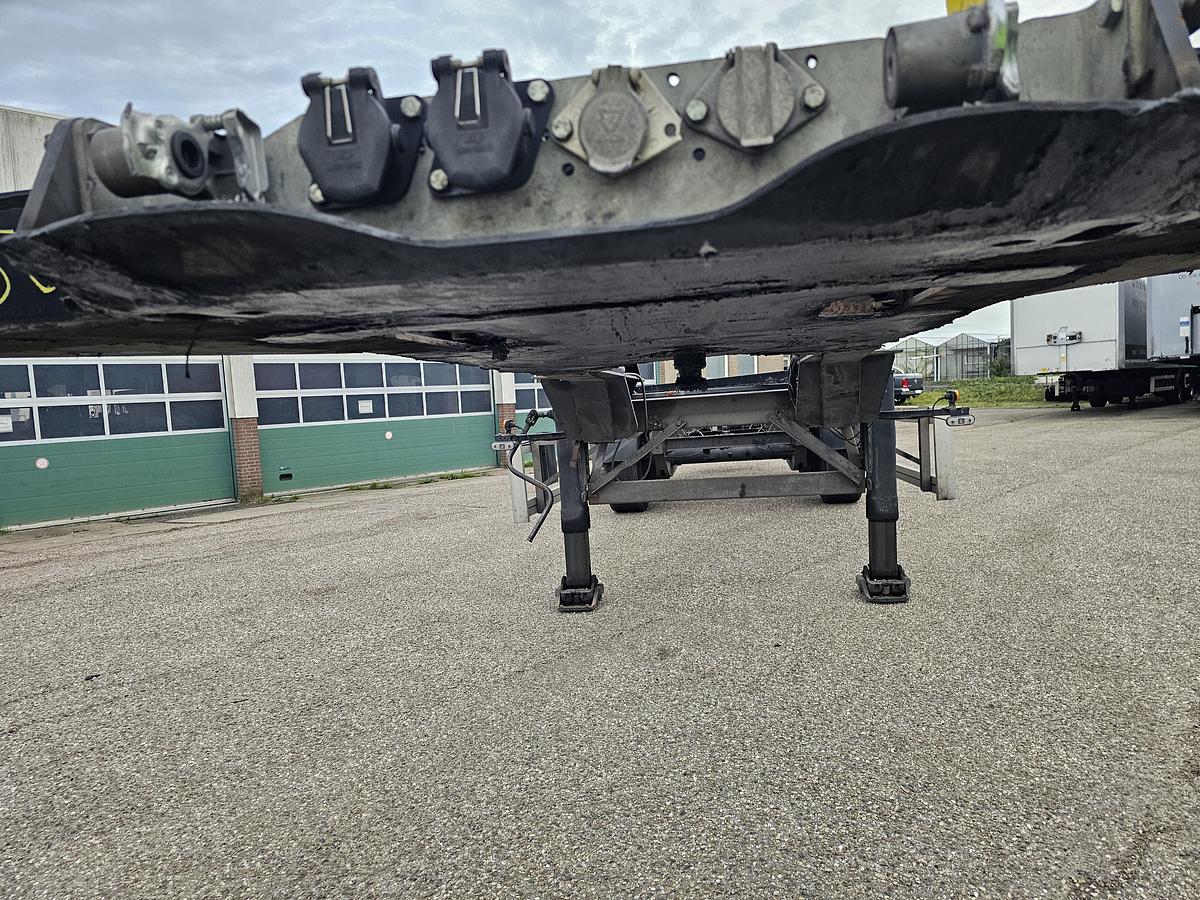 Gebruikt 2001 desot OPL/3AT/38/99/SSR| SAF DISC | VERY LIGHT 3812 KG.| TUV /APK. 05-12-2025.