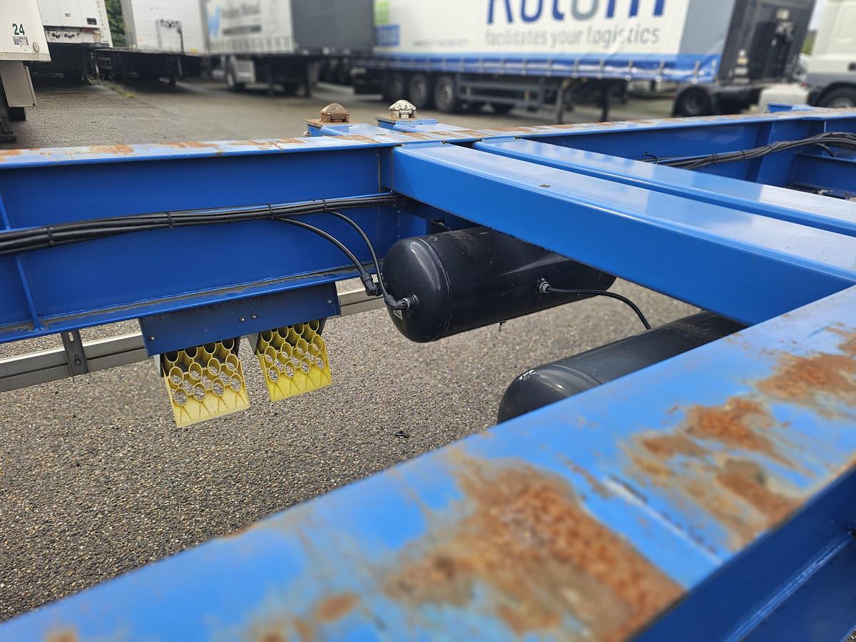 Gebruikt 2018 MENKE JANZEN 40 FOOT STRAIGHT / 2 X 20/30 FOOT./ BPW DRUM / STEEL /STEEL SUSPENSION / LIKE NEW.