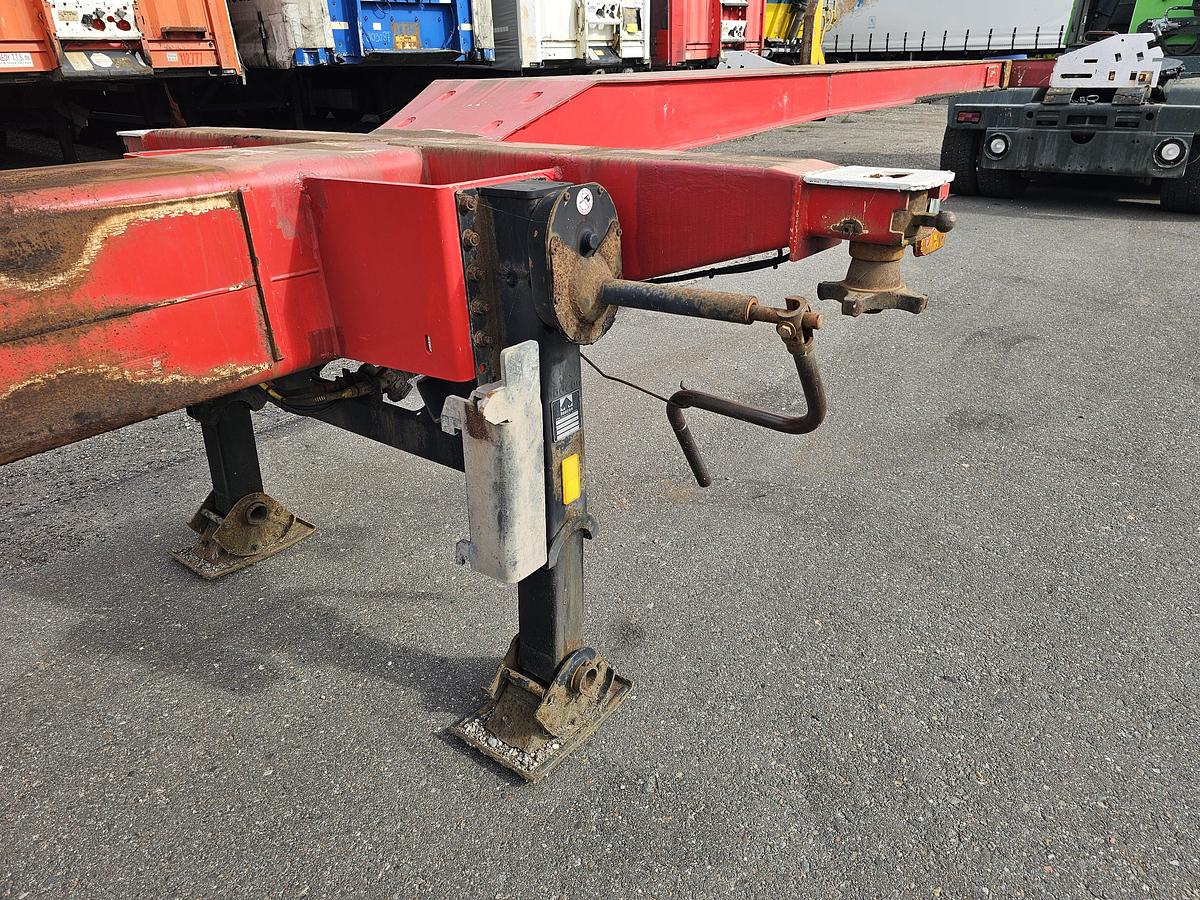 Used 2006 D-TEC  YARD CHASSIS |MULTI CHASSIS | ALL CONNECTIONS| NO DOCUMENTS | 3 PIECES.
