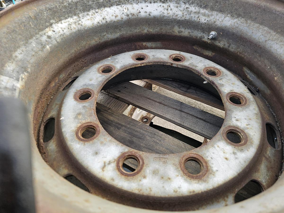 Gebruikt 2010 UNKNOWN 11.75 R 22.5  DISC RIM