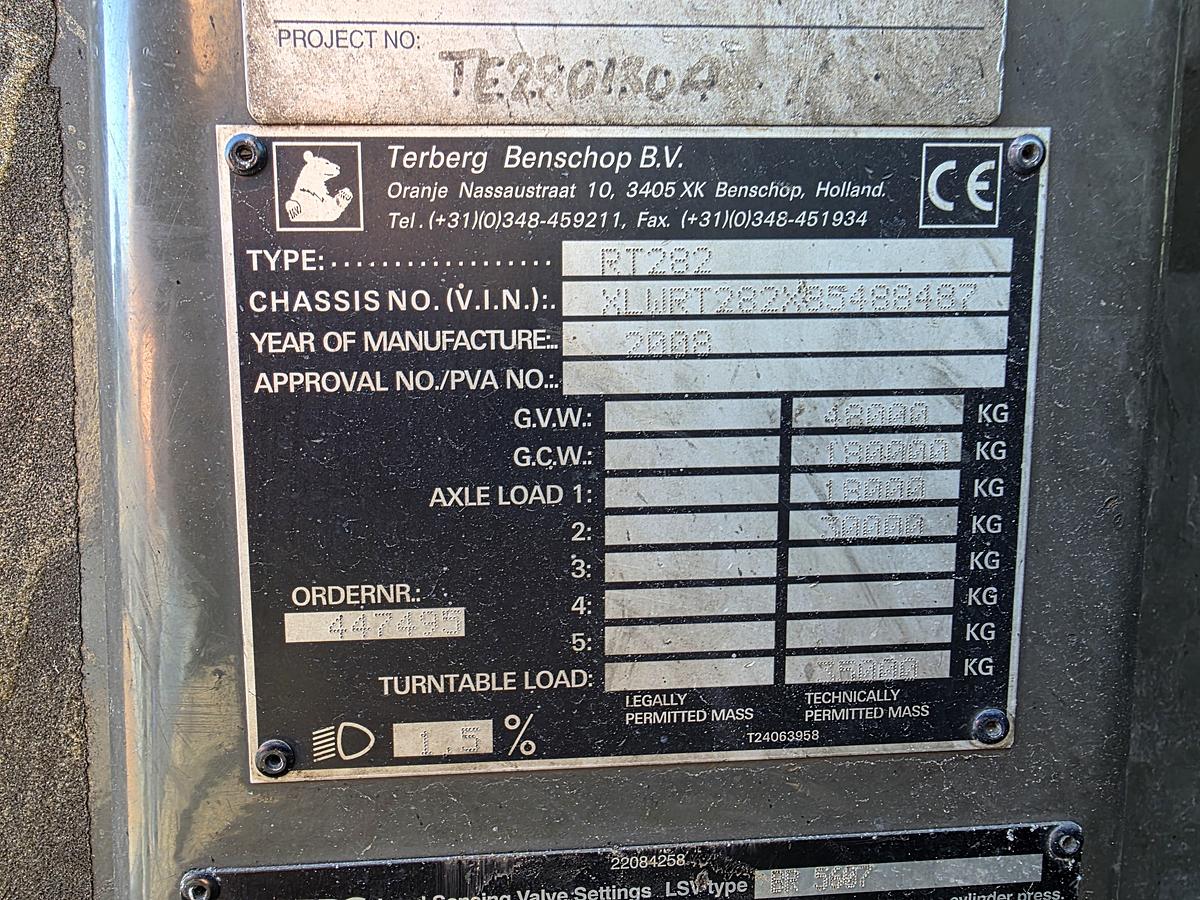 Gebruikt 2008 TERBERG RT 282 | 4X4 |TURNING CHAIR| AUTOMATIC GEAR|24869 HOURS.