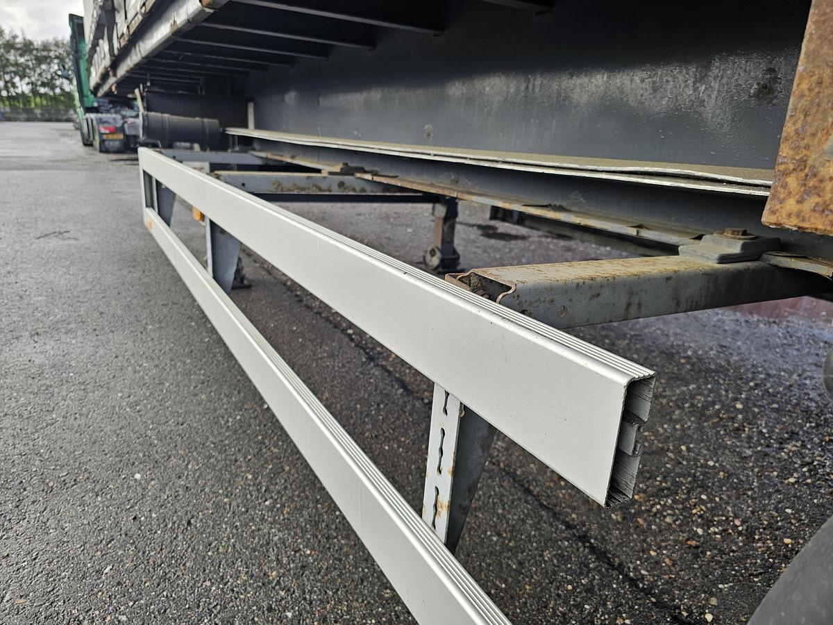 Gebruikt 2011 RENDERS ROC 16.27 N | SAF DISC | LIFT AXLE|TUV