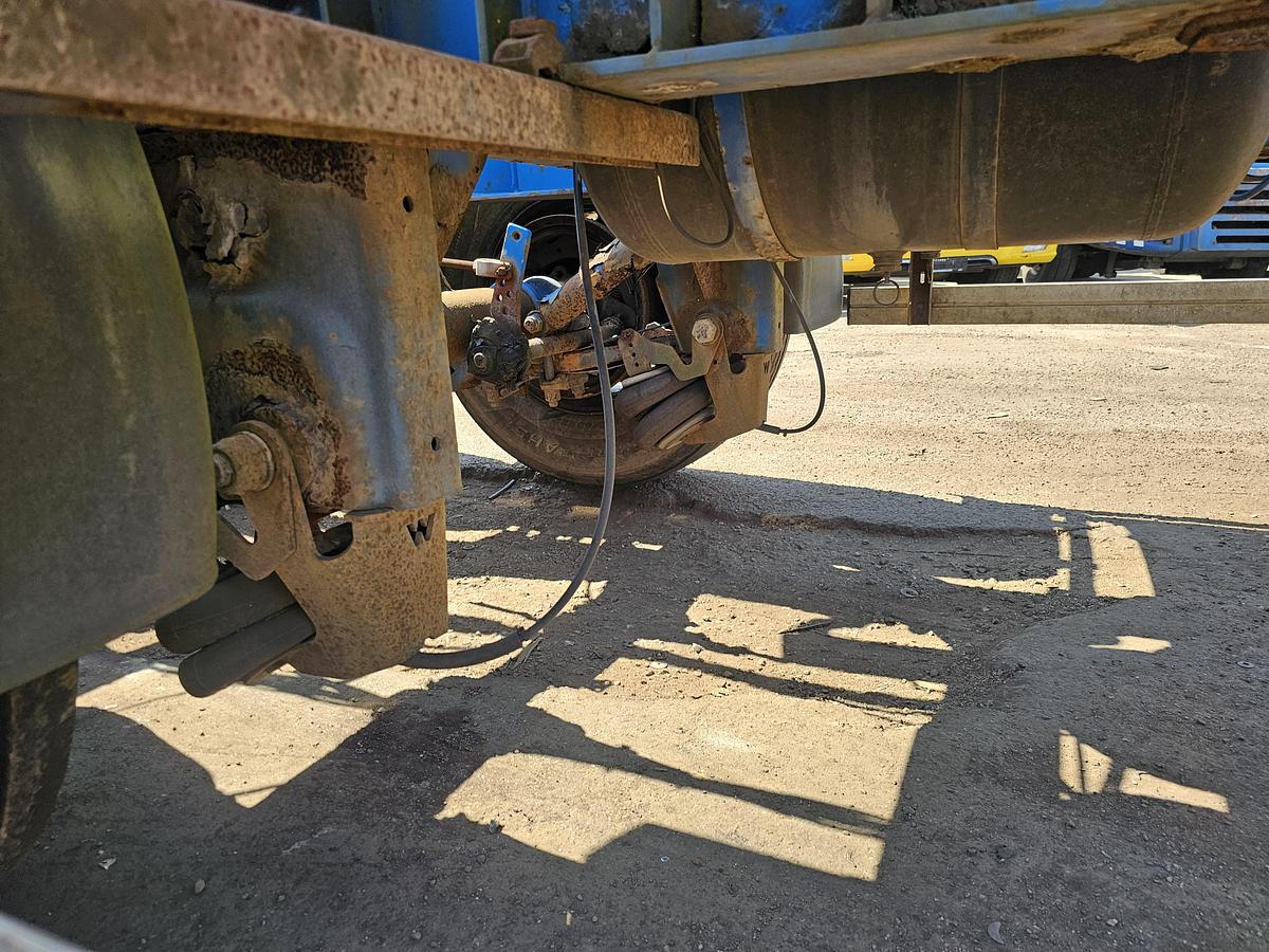 Gebruikt 2001 HRD NT CON.40 foot extendible chassis 2 x 20 foot / landbouw kenteken / geen apk nodig.