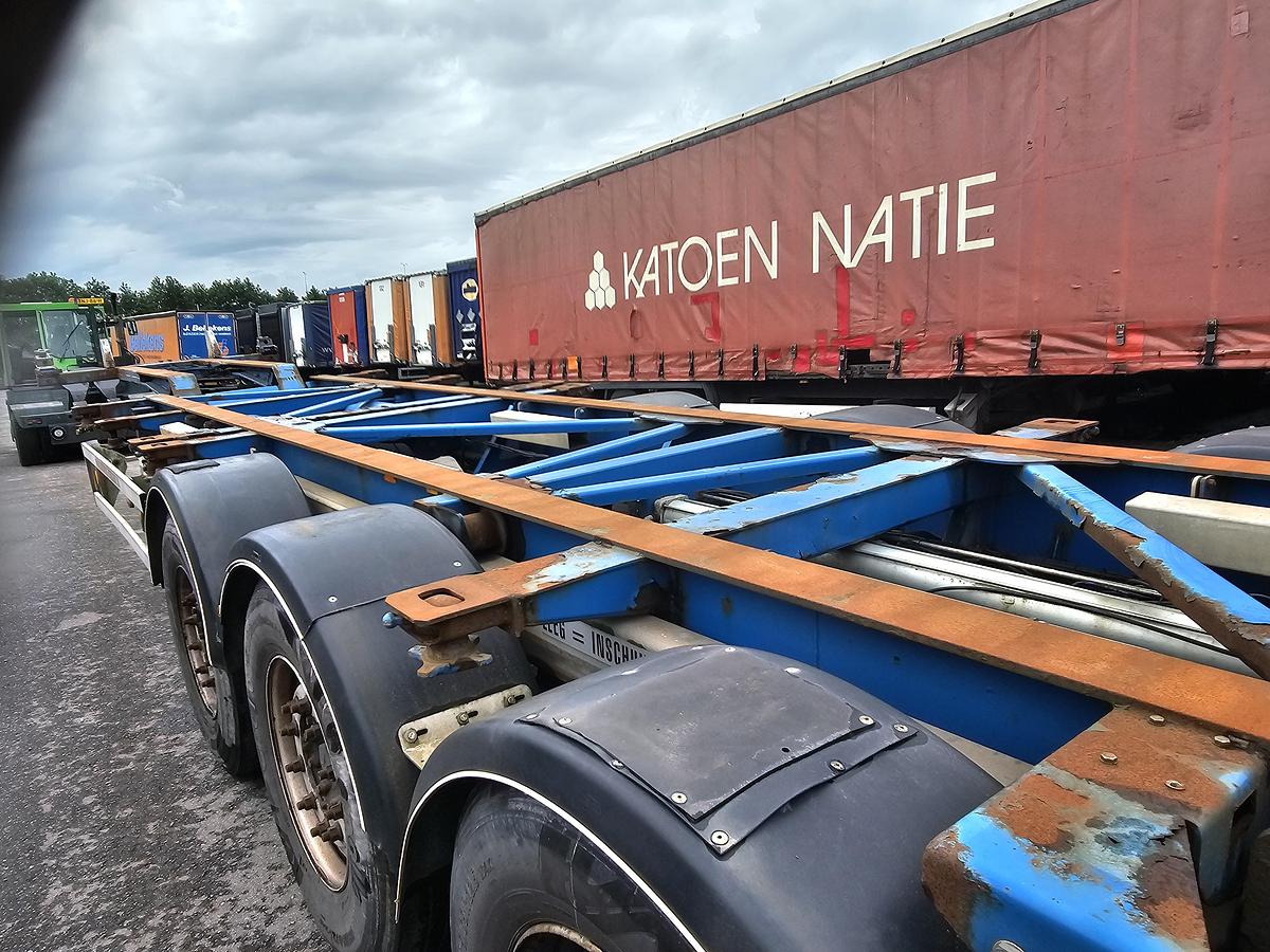 Gebruikt 2007 Van Hool 3B2018- 40 FOOT 2 X 20 FOOT CONTAINER CHASSIS, MB DISC. TUV APK 07-11-2026