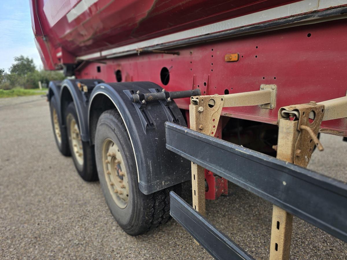 Gebruikt 2014 MEILLER MHPS12/27LOSS4/ STEEL TIPPER/ 30 MTR 3/ 28700 KG. /SAF DISC /ALU RIMS