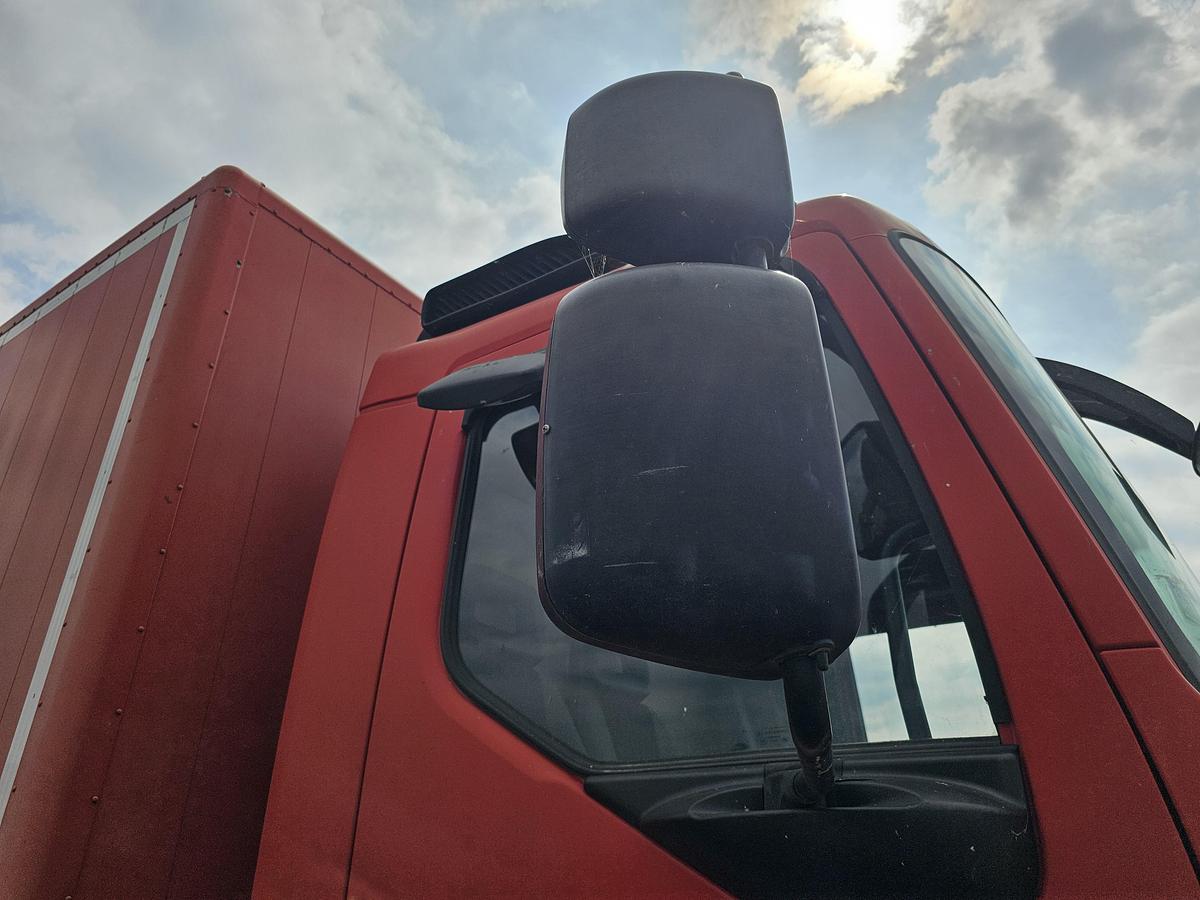 Used 2009 DAF FA LF55 220|.MANUAL GEAR| 4X2 | 18600 KG | 2000 KG LOADING LIFT .