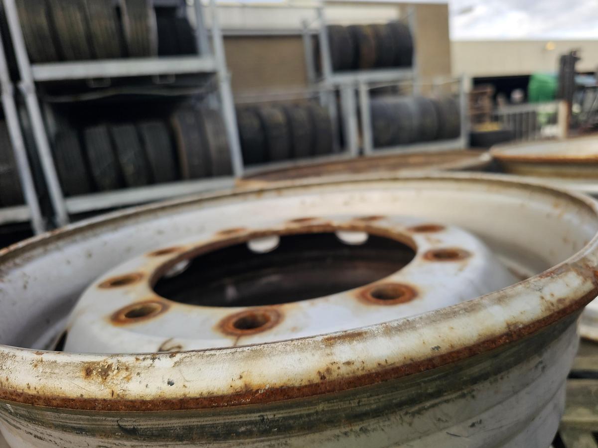 Gebruikt 2010 MICHELIN 11.75 X 22.5