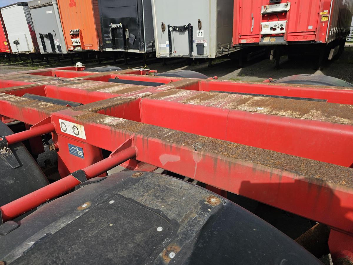 Used 2006 D-TEC  YARD CHASSIS |MULTI CHASSIS | ALL CONNECTIONS| NO DOCUMENTS | 3 PIECES.