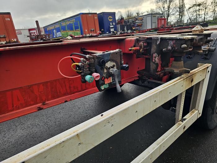 Used 2003 Krone Sd 27| fixed chassis