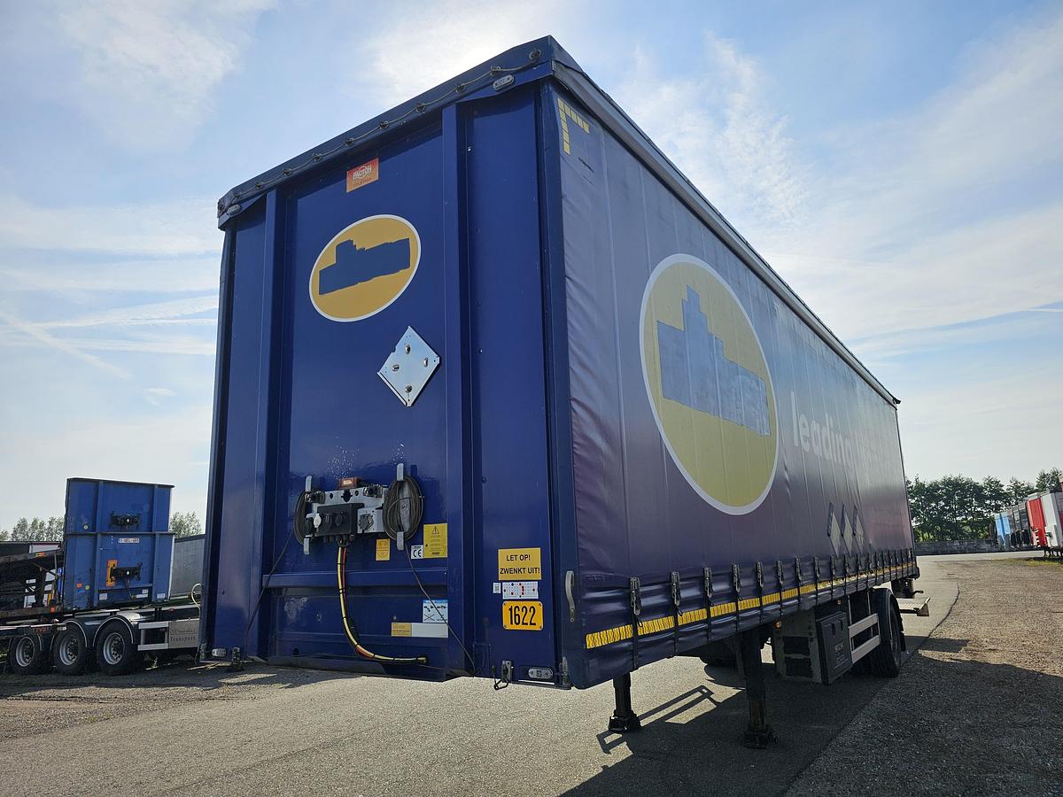 Used 2013 PACTON TBD.122 | SINGLE STEERING AXLE |UNDER SLIDING LOADING LIFT + BATTERIES| DAF DISC| APK /TUV 17-01-2025