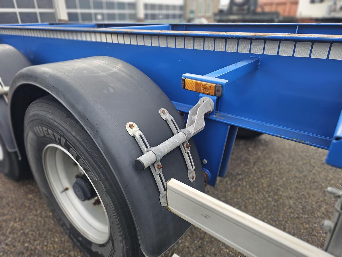 Gebruikt 2018 MENKE JANZEN 40 FOOT STRAIGHT / 2 X 20/30 FOOT./ BPW DRUM / STEEL /STEEL SUSPENSION / LIKE NEW.