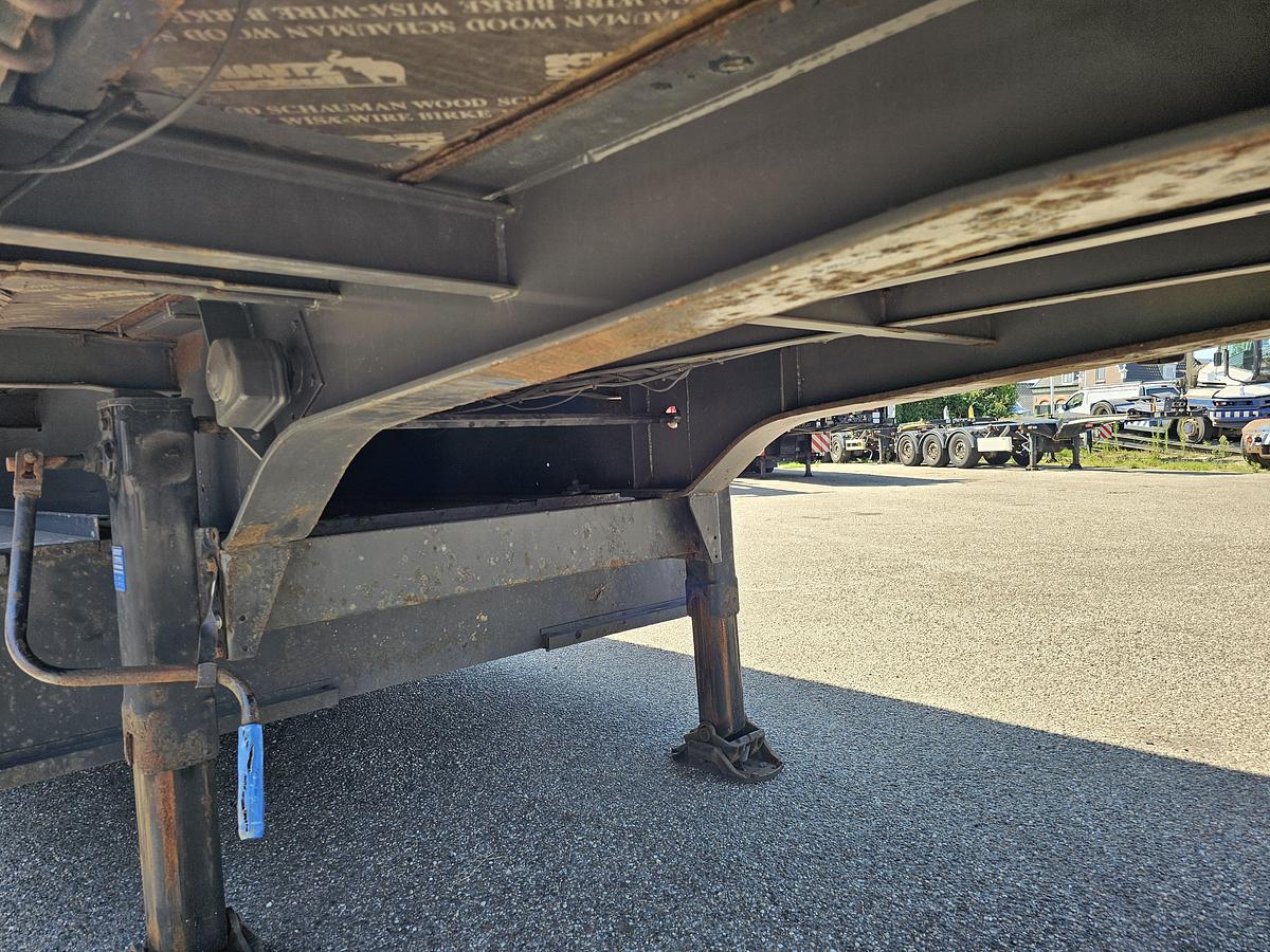 Used 2000 schmitz S01 | SLIDING ROOF | 2 LIFT AXLES| NICE HOLLAND TRAILER| SAF DISC.