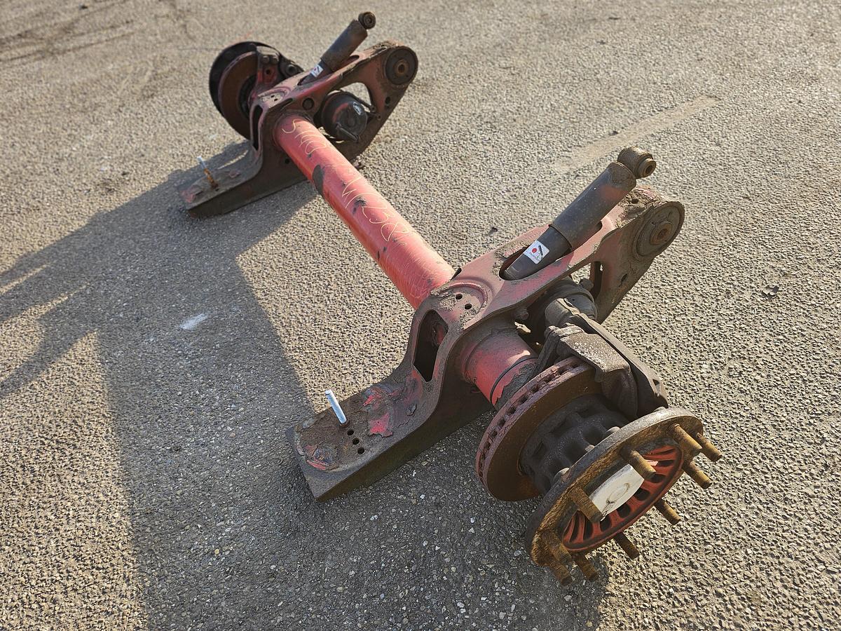 Gebruikt 2005 Saf TRAILER AXLE  DISC BRAKES 3 PIECES.