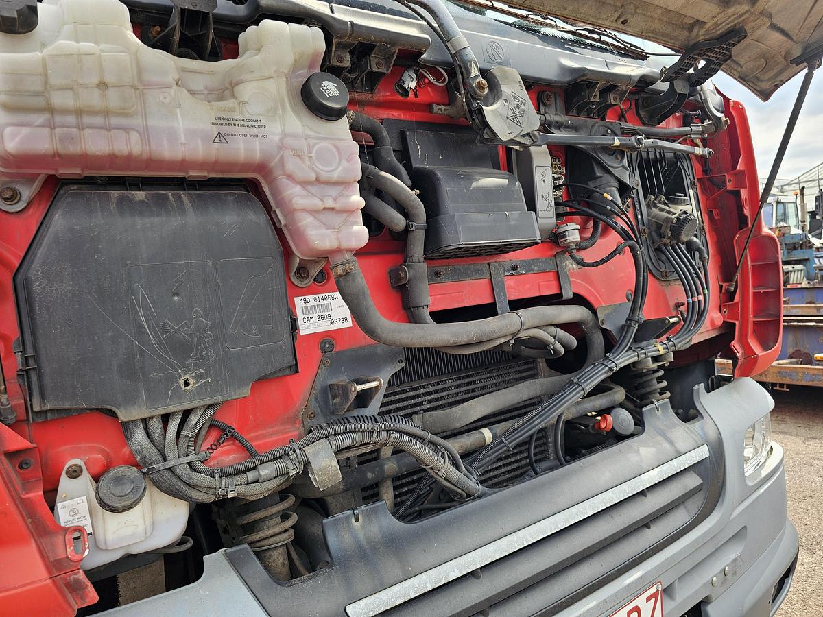 Used 2009 DAF FA LF55 220|.MANUAL GEAR| 4X2 | 18600 KG | 2000 KG LOADING LIFT .