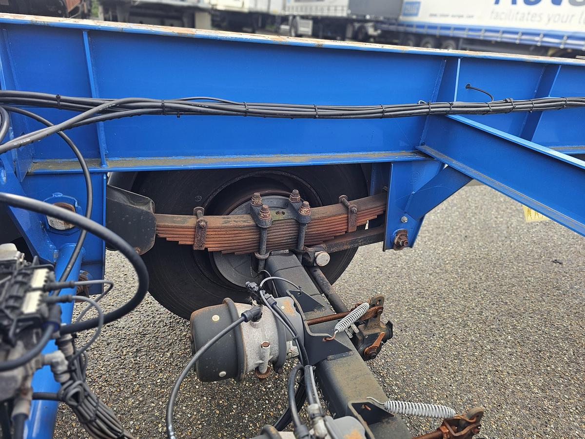 Gebruikt 2018 MENKE JANZEN 40 FOOT STRAIGHT / 2 X 20/30 FOOT./ BPW DRUM / STEEL /STEEL SUSPENSION / LIKE NEW.