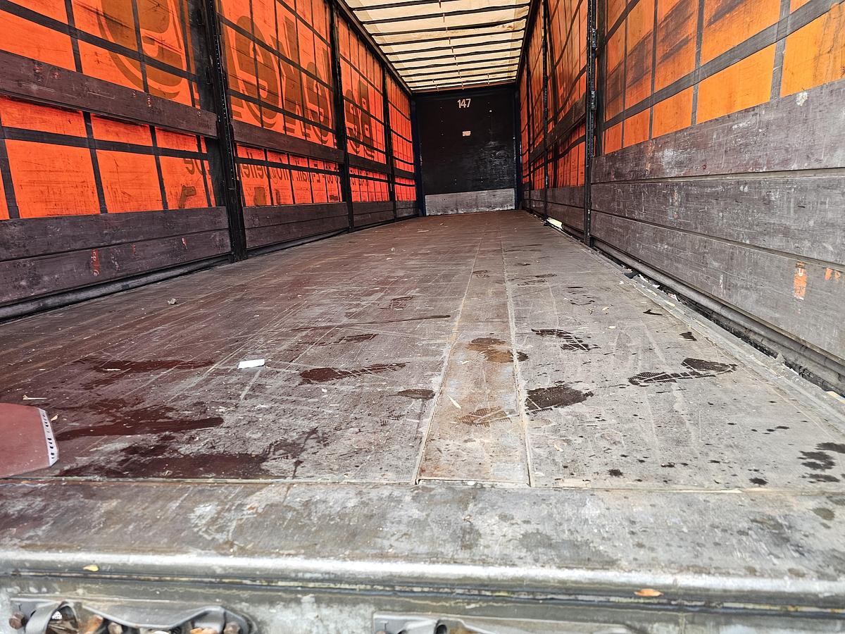 Gebruikt 2011 VAN HOOL 3B0072 | GALVANISED STEEL CHASSIS | ALU RIMS |BPW DISC | TUV APK/ 17-05-2026.