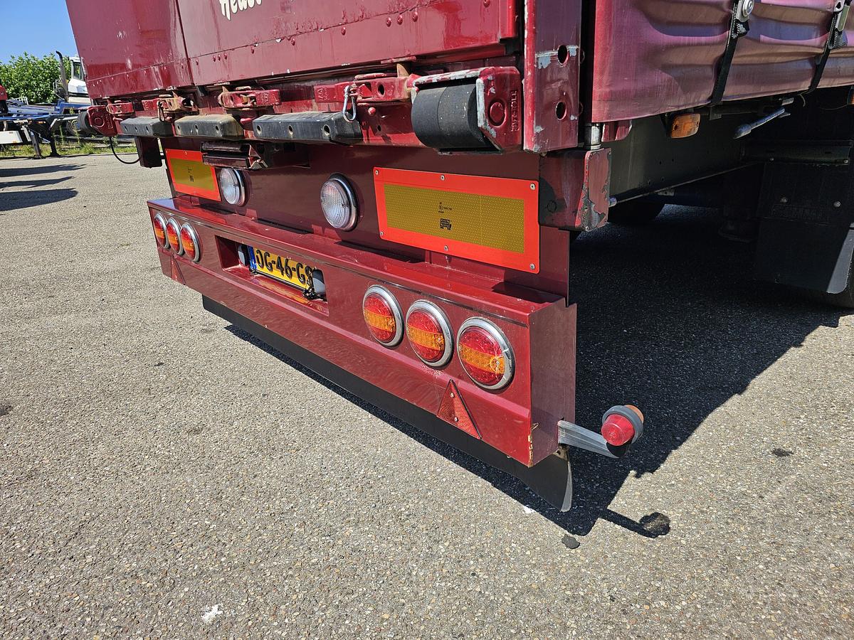 Used 2000 schmitz S01 | SLIDING ROOF | 2 LIFT AXLES| NICE HOLLAND TRAILER| SAF DISC.