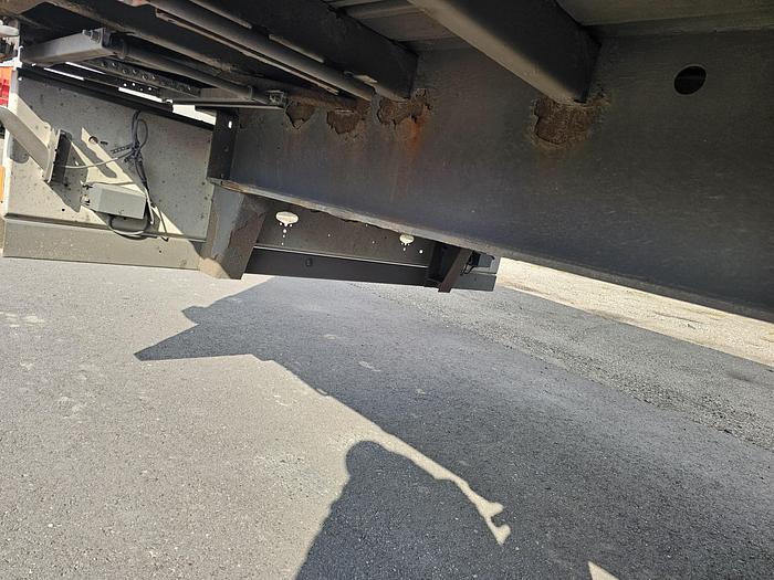 Used 2008 Pacton T3 011 | 3 AXLE CURTAINSIDER | SAF drum.