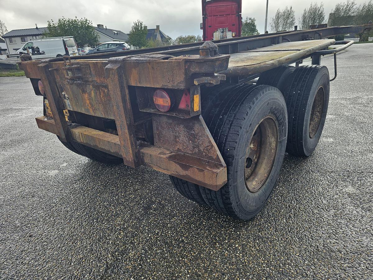 Gebruikt 1976 PACTON 2126 C 2  STEEL SUSPENSION DOUBLE TIRES DRUM BRAKES.