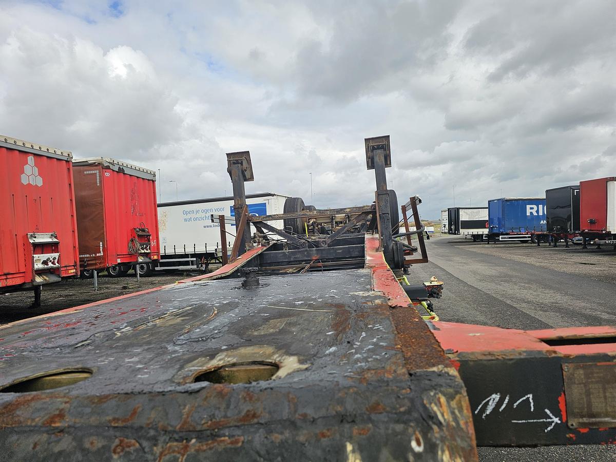 Used 1995 Pacton 12/20 | 40 2 x 20 foot | 20 foot middle | steel suspension| BPW drum.