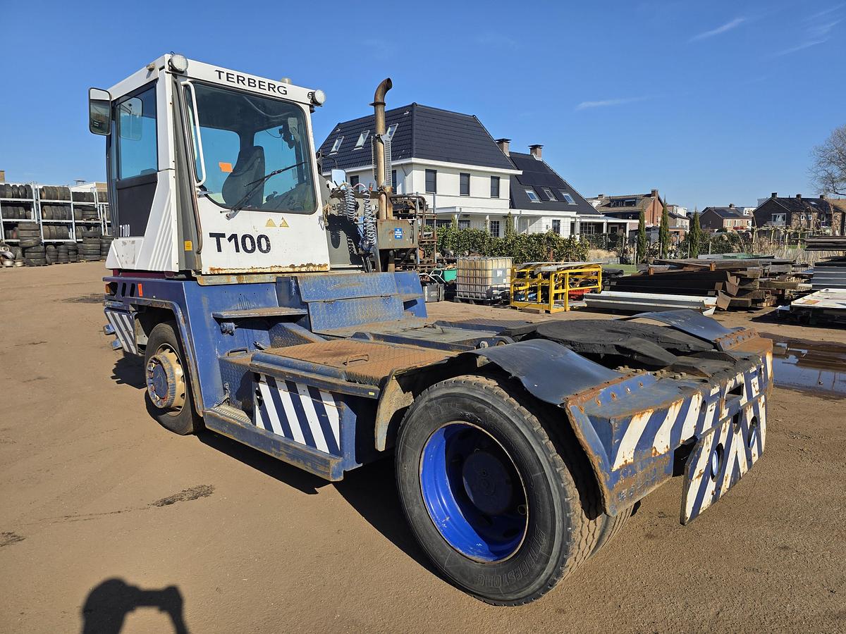 Gebruikt 2008 TERBERG RT 282 | 4X4 |TURNING CHAIR| AUTOMATIC GEAR|25885 HOURS.