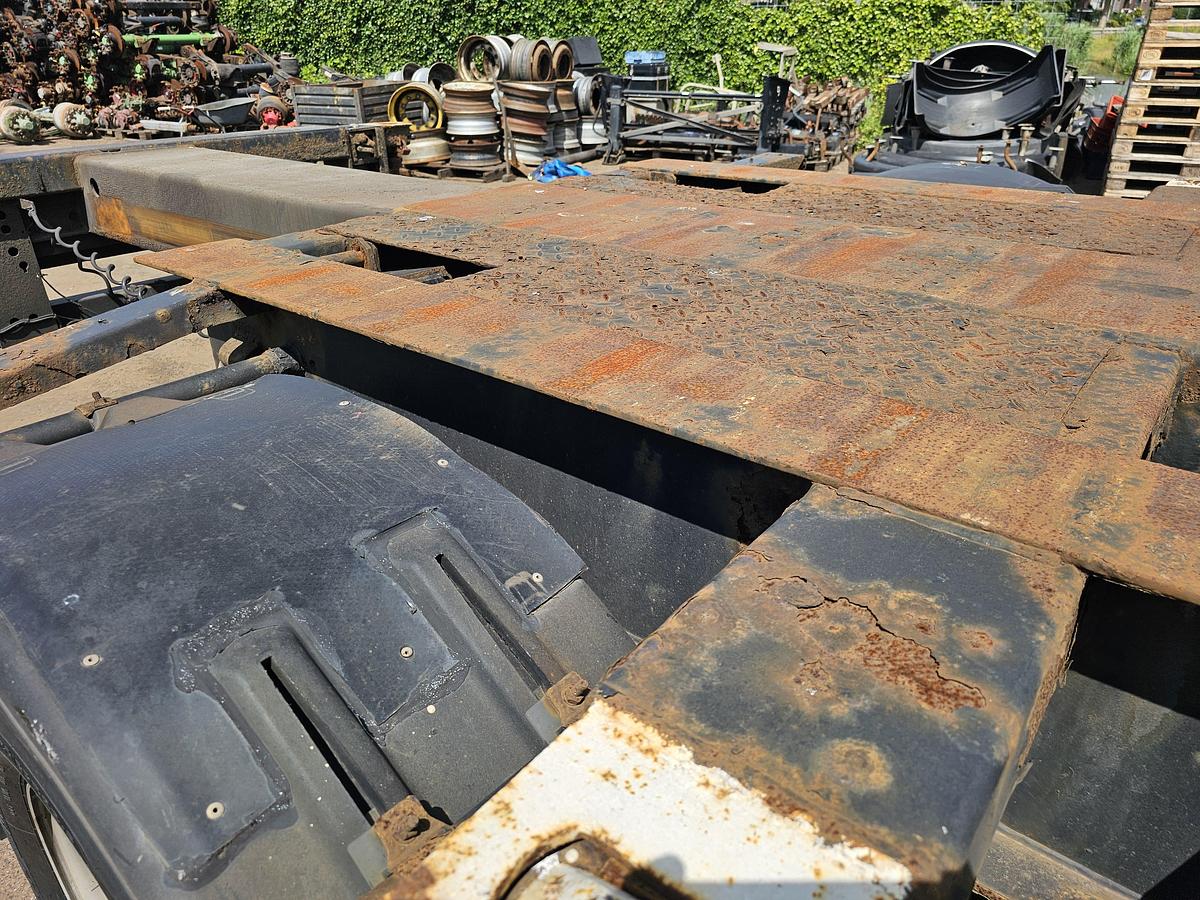 Used 2007 KRONE SD| EXTENDIBLE CHASSIS 40 FT 2 X 20 FT | BPW DISC.