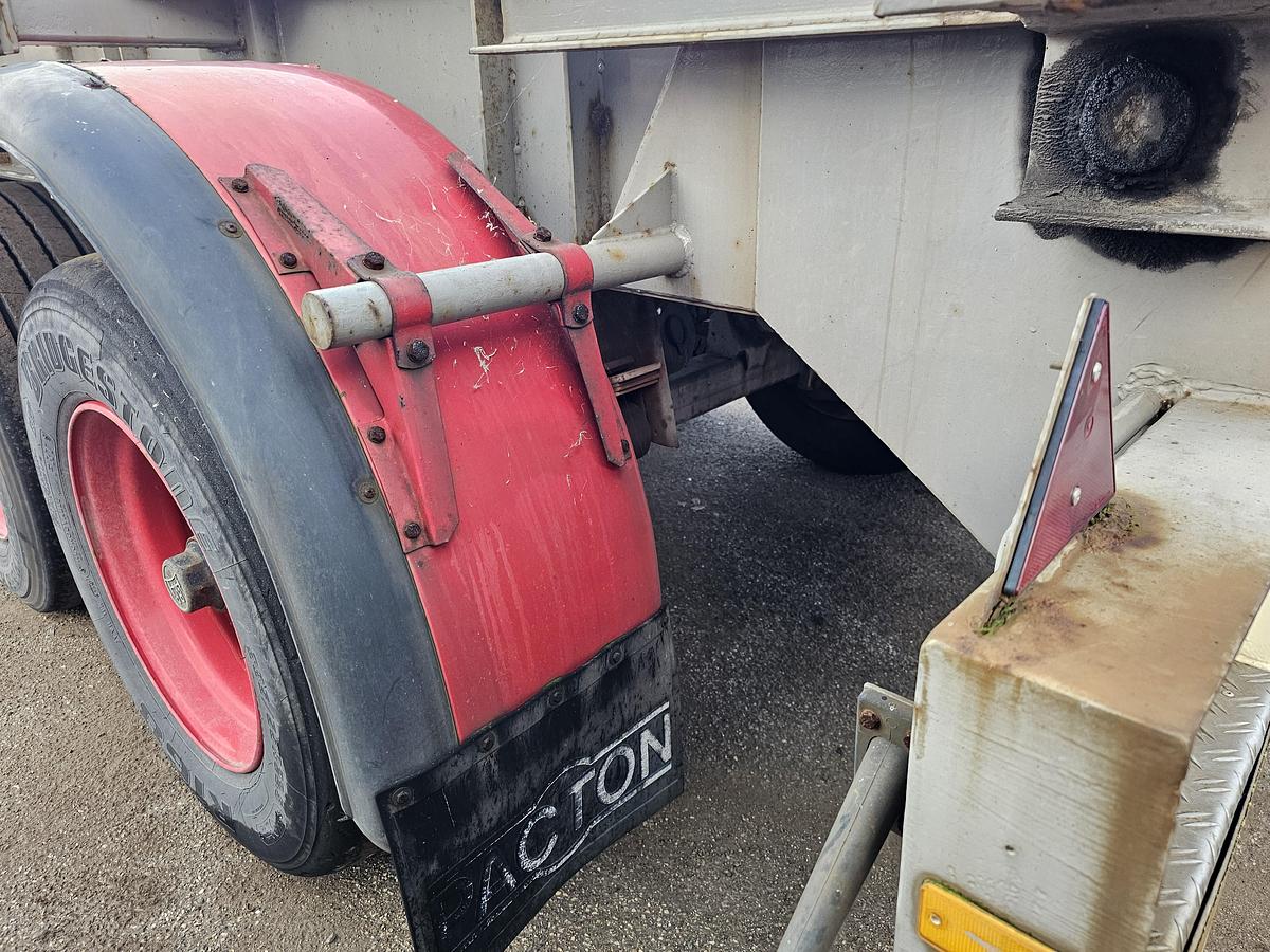 Gebruikt 1984 Pacton 3139 C-3 K | 30 FOOT KIPPER | STEEL SUSPENSION | BPW DRUM.