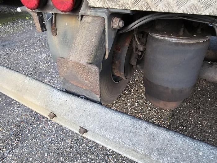 Used 2009 A.J.K OP 17-27/22.5 | Steel tipper \ steel chassis/box.| holland trailer.