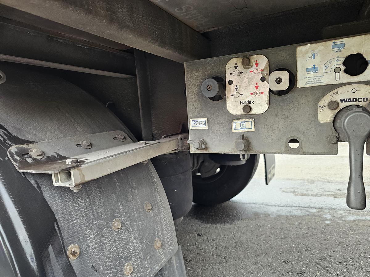 Gebruikt 2011 VAN HOOL 3B0072 | GALVANISED STEEL CHASSIS | ALU RIMS |BPW DISC | TUV APK/ 04-03-2026.