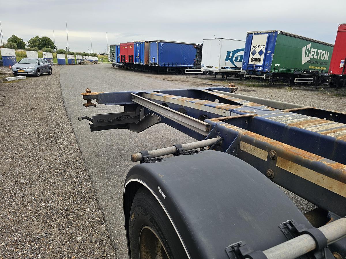 Gebruikt 2015 D-TEC VCC-01 / 45 FOOT CONTAINER CHASSIS / VALKX AXLES.