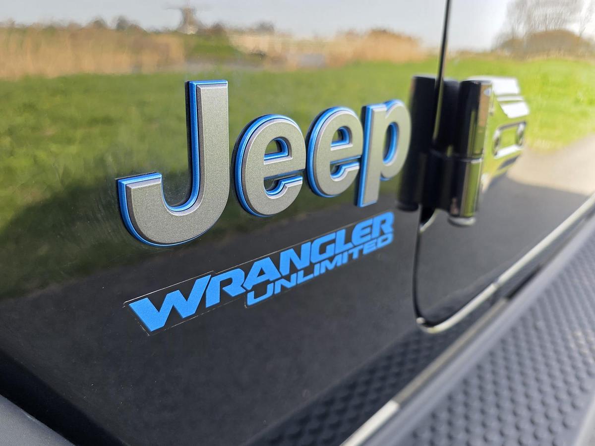Gebruikt 2022 Jeep Wrangler 4XE Rubicon - Cabrio/Hardtop - 4x4 - Hybride - 21.836 km - WARN - Alpine