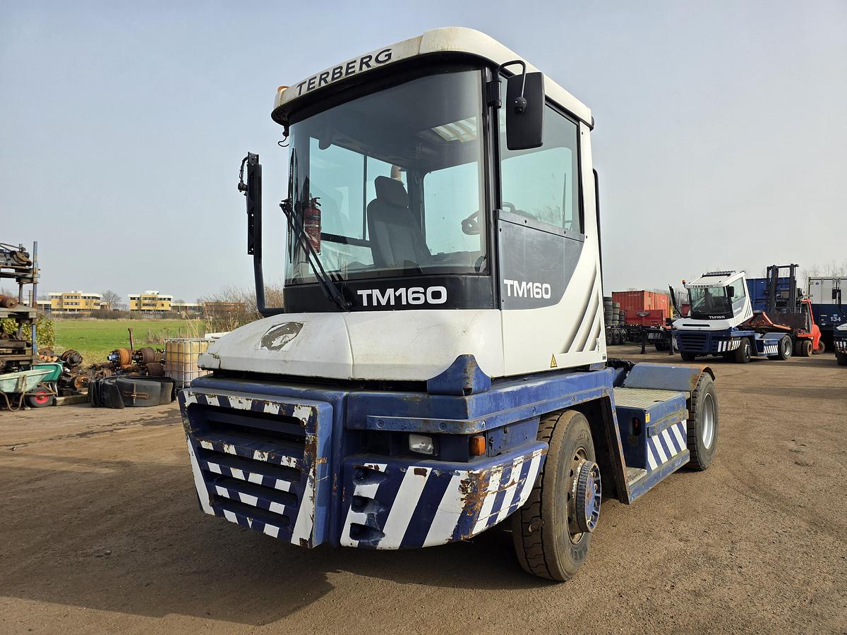 Gebruikt 2012 TERBERG RT283 | TERMINAL TRACTOR 4X4| TURNING CHAIR. | AUTOMATIC GEAR | 23235 HOURS