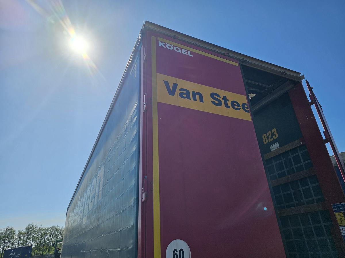 Gebruikt 2017 KÓGEL SN 24 |SLIDING ROOF| COIL | MERCEDES DISC .