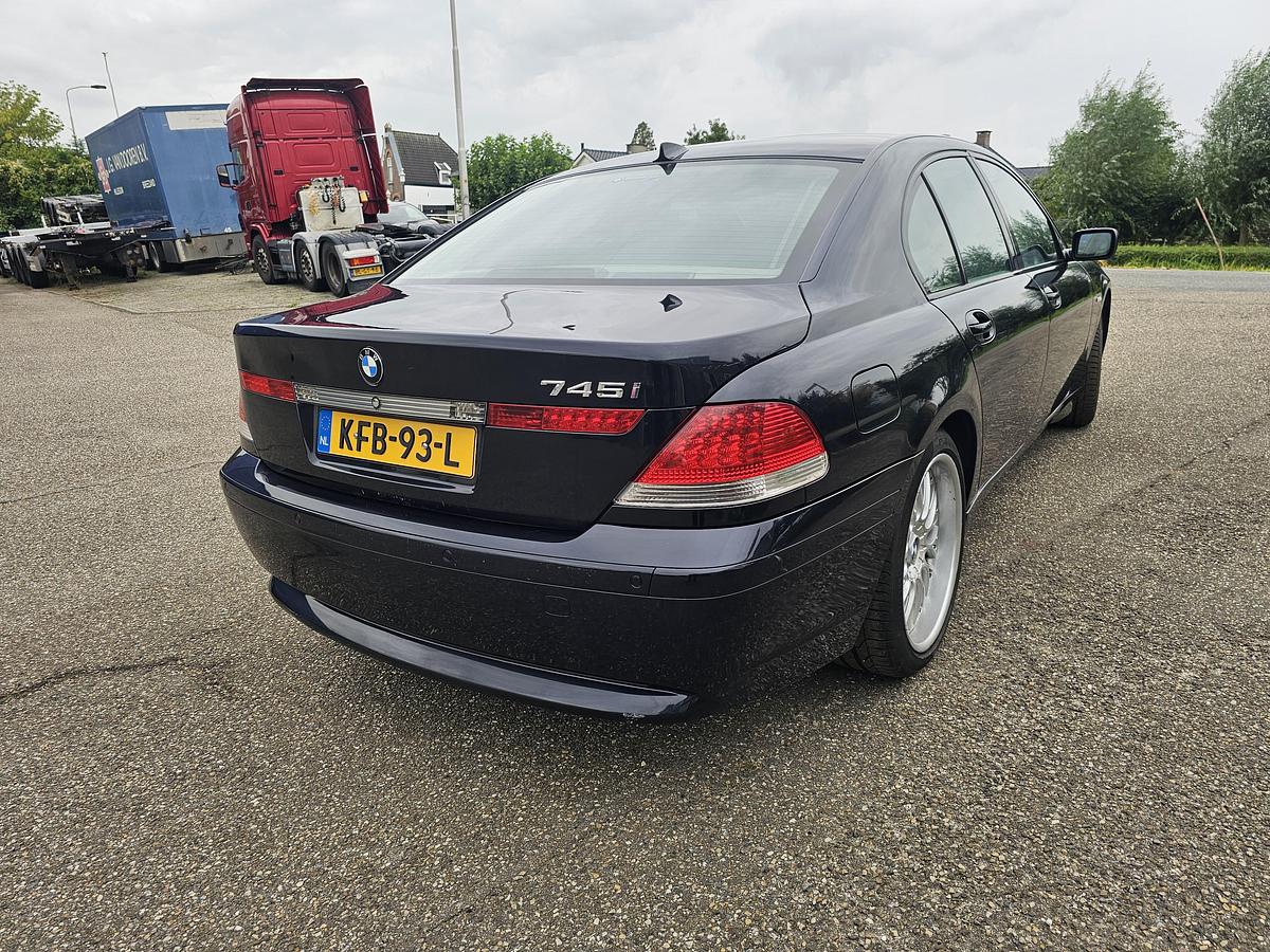Gebruikt 2002 BMW 745I /SEDAN/ 328000 KM.