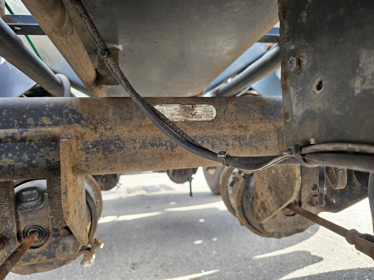 Used 2007 PACTON 3 AXLE MULTI  YARD CHASSIS | 3 X EXTENDIBLE | BPW DRUM | NO DOCUMENTS.