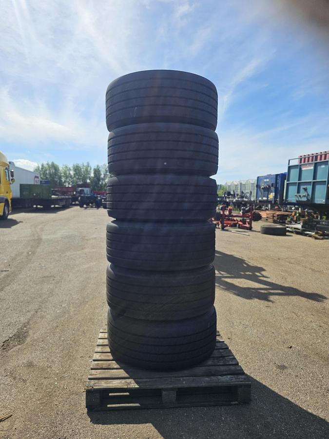 Gebruikt 2020 westlake A11 Routes WTR1  385/55 R 22.5 including rim.