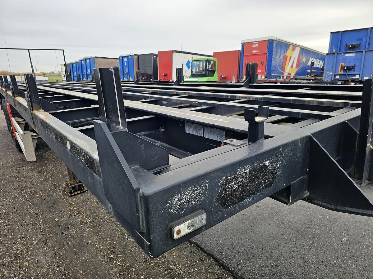 Gebruikt 2003 VAN HOOL 3B1096| FOR GAS BOTTELS| CHASSIS LIKE NEW| APK\TUV 04-10-2026. 11 MTR LONG.