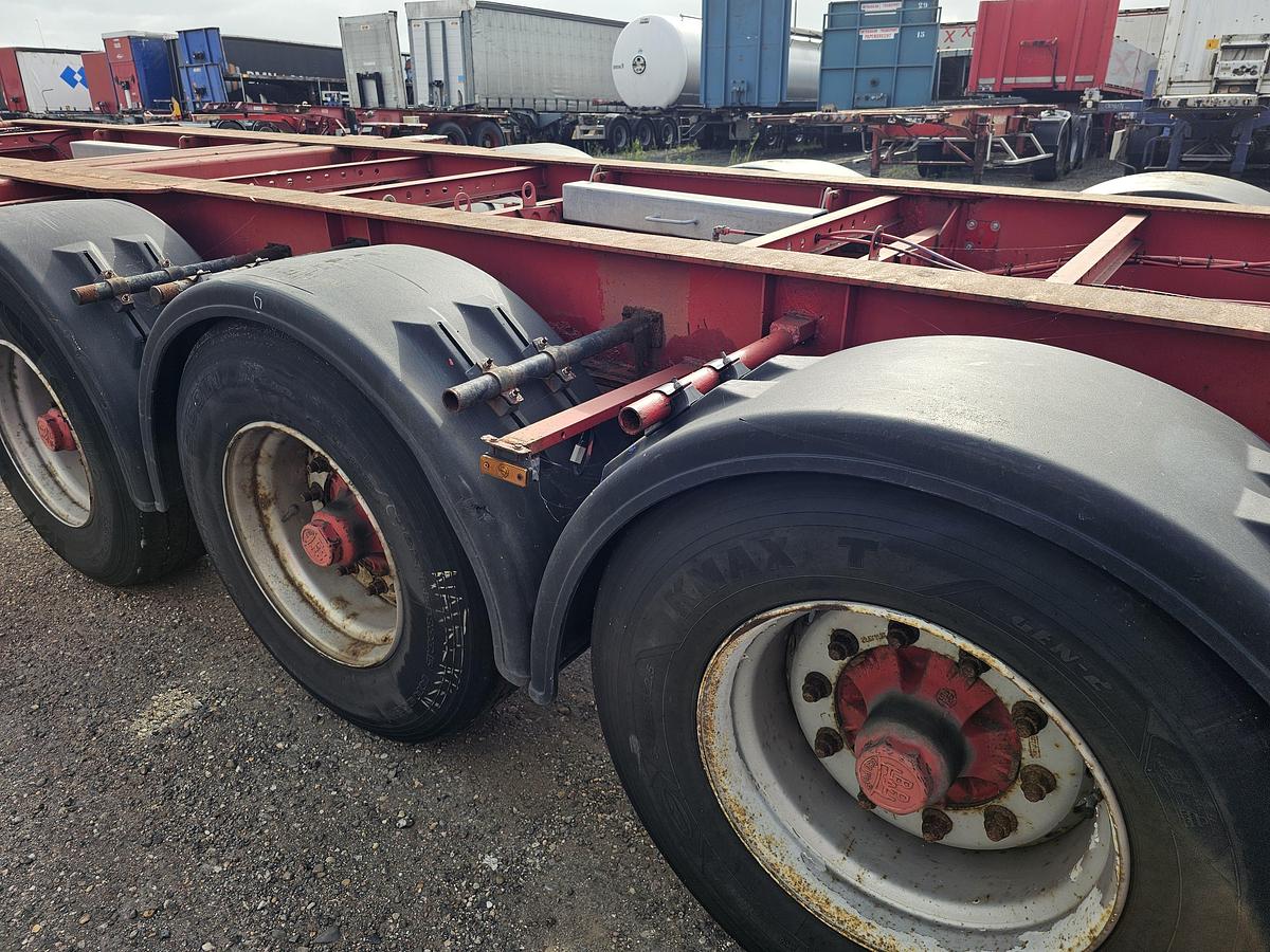 Used 2003 GROENEWEGEN 45 CC-16-27 TUN | 45 ft 40 ft 2 x 20 fFT | dutch chassis | bpw drum.