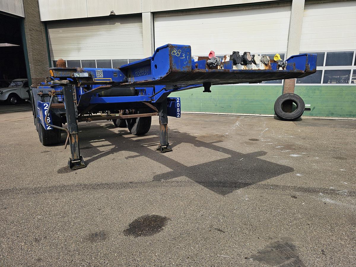 Used 2010 KRONE ATL 20 20 FOOT | STEEL SUSPENSION| BPW DRUM.