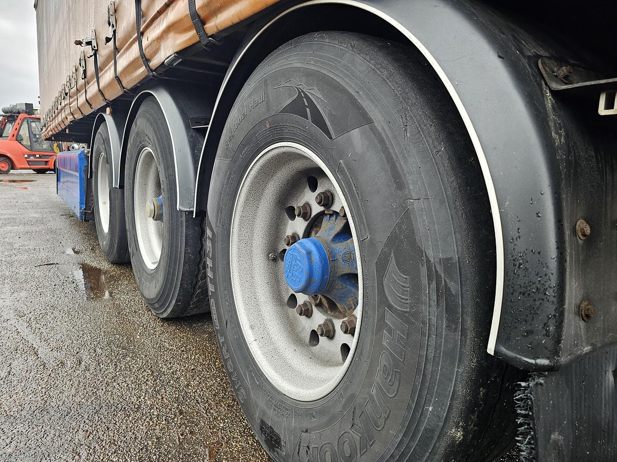 Used 2011 VAN HOOL 3B0072 | GALVANISED STEEL CHASSIS | ALU RIMS |BPW DISC | TUV APK/ 10-05-2026.