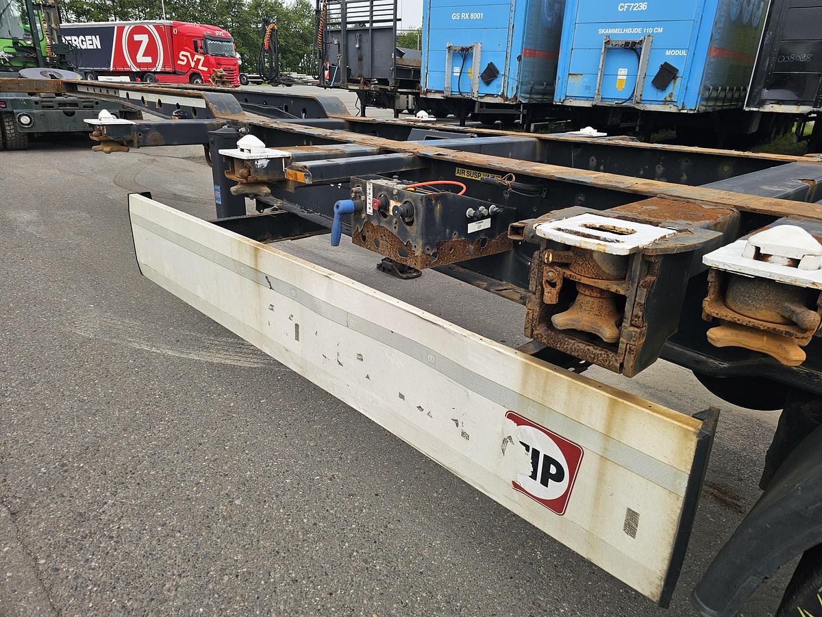 Gebruikt 2015 KRONE SD | 40 FT|2 X 20 FT | BACK SLIDER |HIGHCUBE.| APK /TUV 24-03-2027 |5 PIECES.
