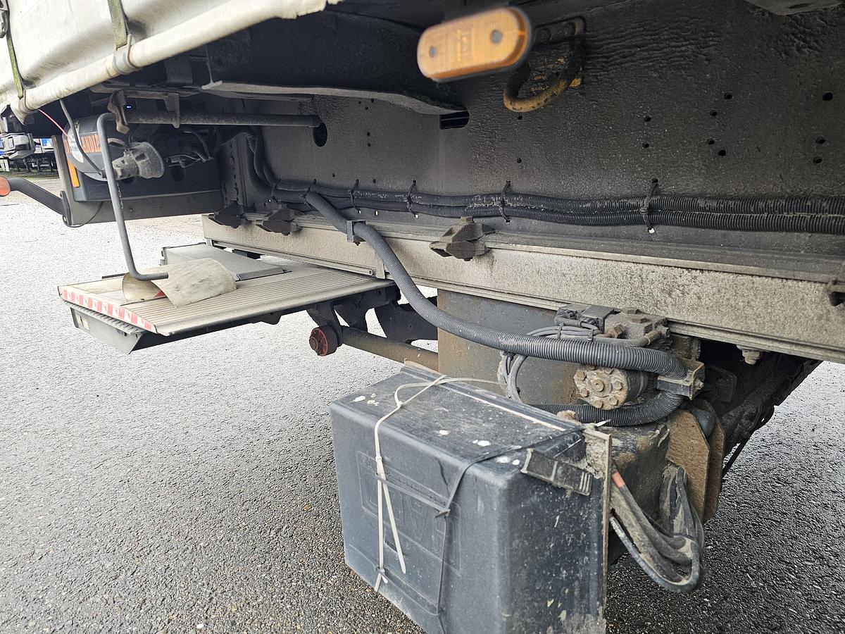 Gebruikt 2011 Schmitz Cargobull SCS24/L-1362 E B | NL TRAILER|SAF DISC| LOADING LIFT 2 TONS | APK TUV |29-06-2026