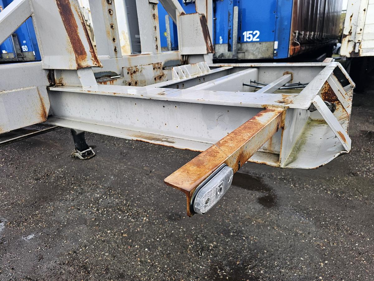 Gebruikt 1984 PACTON 3139 C-3 K | 30 FOOT | STEEL SUSPENSION | BPW DRUM.