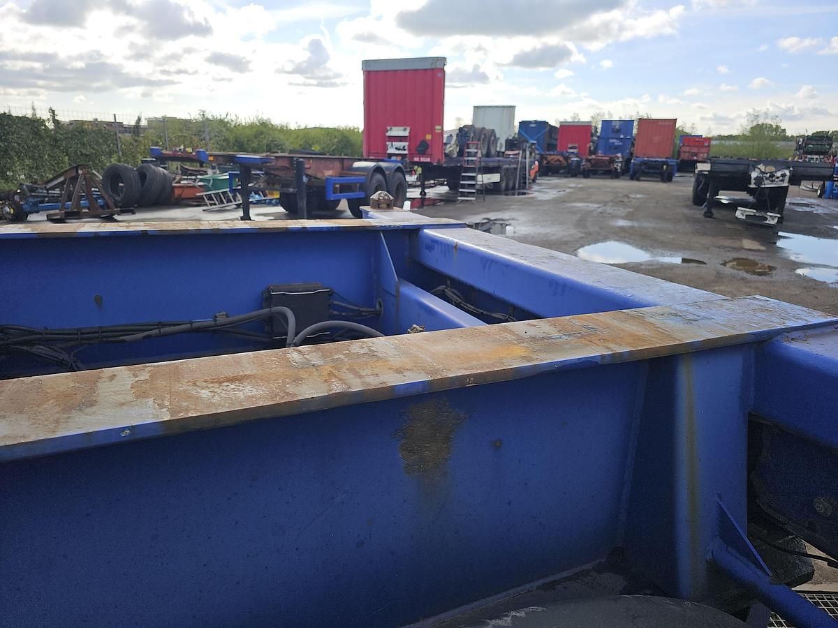 Used 2007 MKF METALLBAU CS 20 | 20 FOOT CONTAINER CHASSIS | BPW DRUM | STEEL SUSPENSION| GOOD QUALITY.