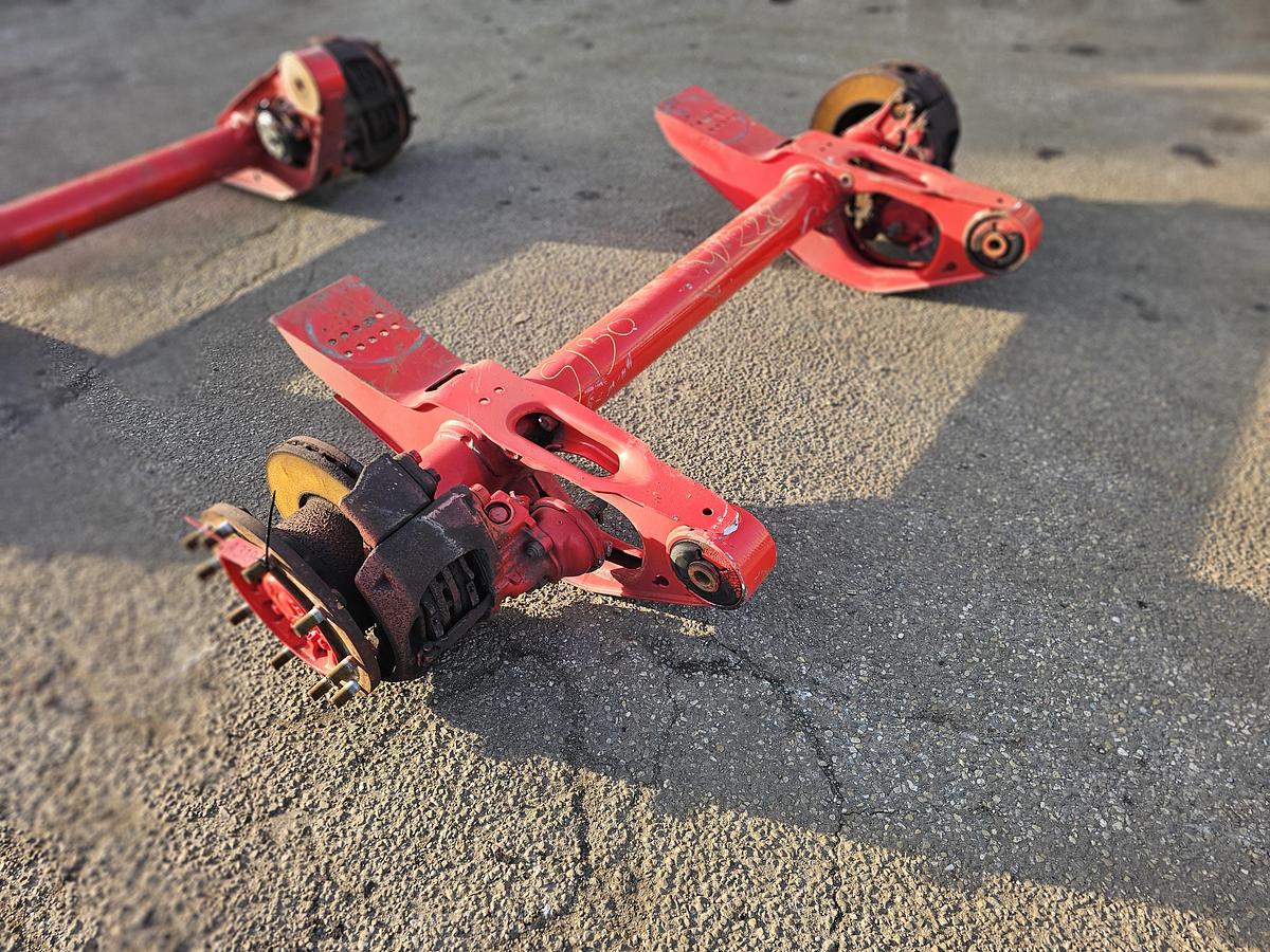 Gebruikt 2008 Saf trailer axle disc brakes. 3 PIECES