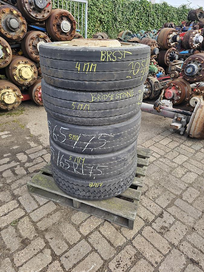 Gebruikt 2005 BRIDEGESTONE R 168