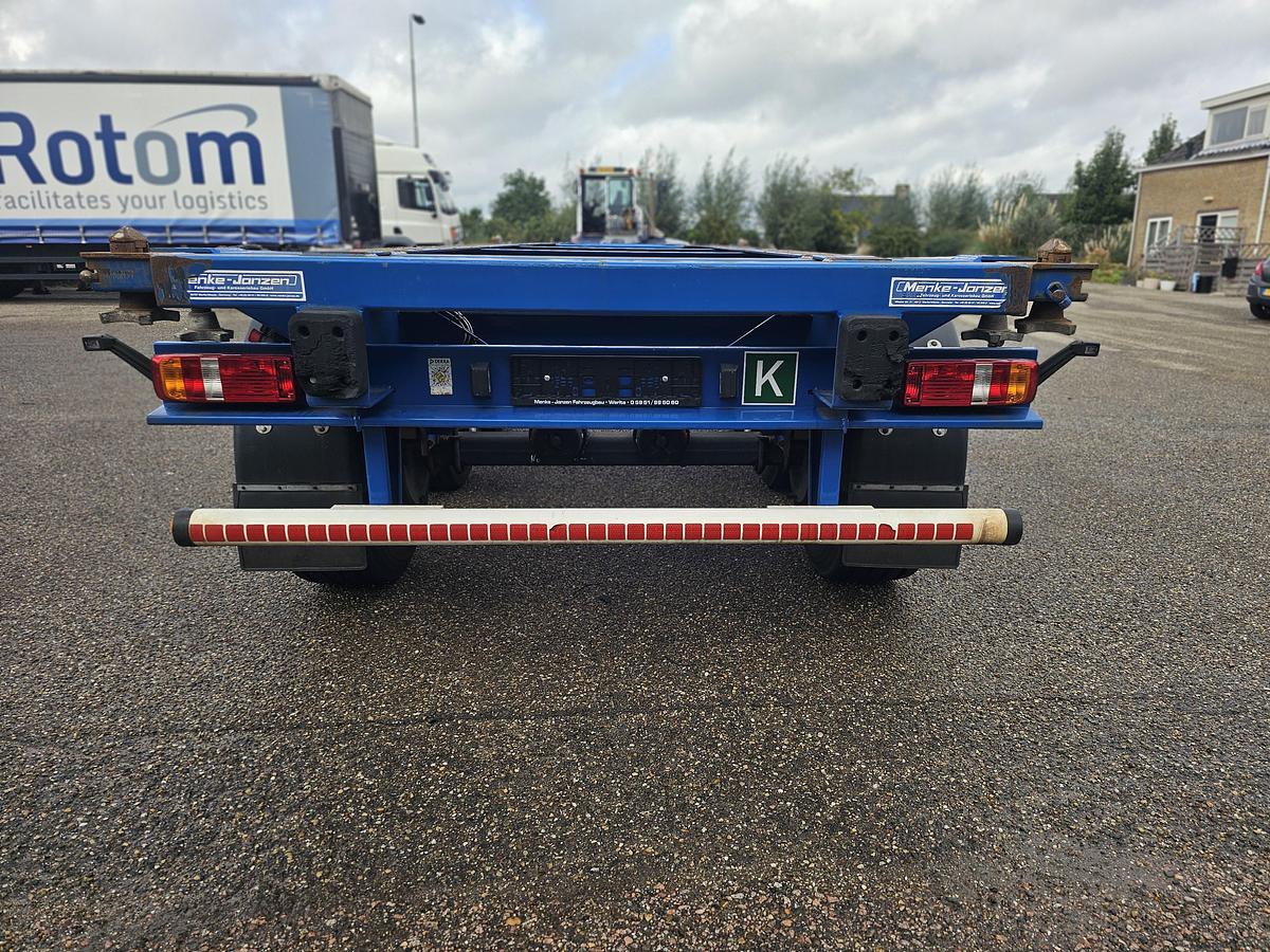 Gebruikt 2018 MENKE JANZEN 40 FOOT STRAIGHT / 2 X 20/30 FOOT./ BPW DRUM / STEEL /STEEL SUSPENSION / LIKE NEW.