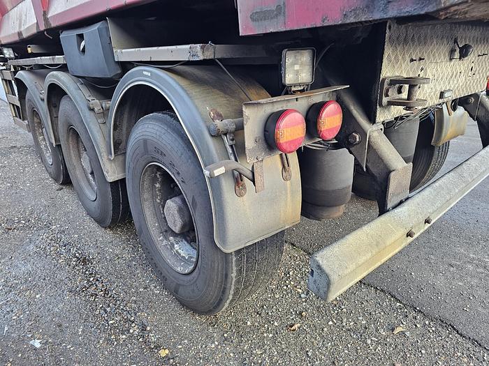 Used 2009 A.J.K OP 17-27/22.5 | Steel tipper \ steel chassis/box.| holland trailer.